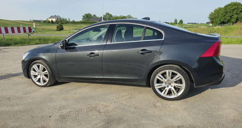 Volvo S60 cena 43900 przebieg: 227000, rok produkcji 2011 z Lublin małe 562